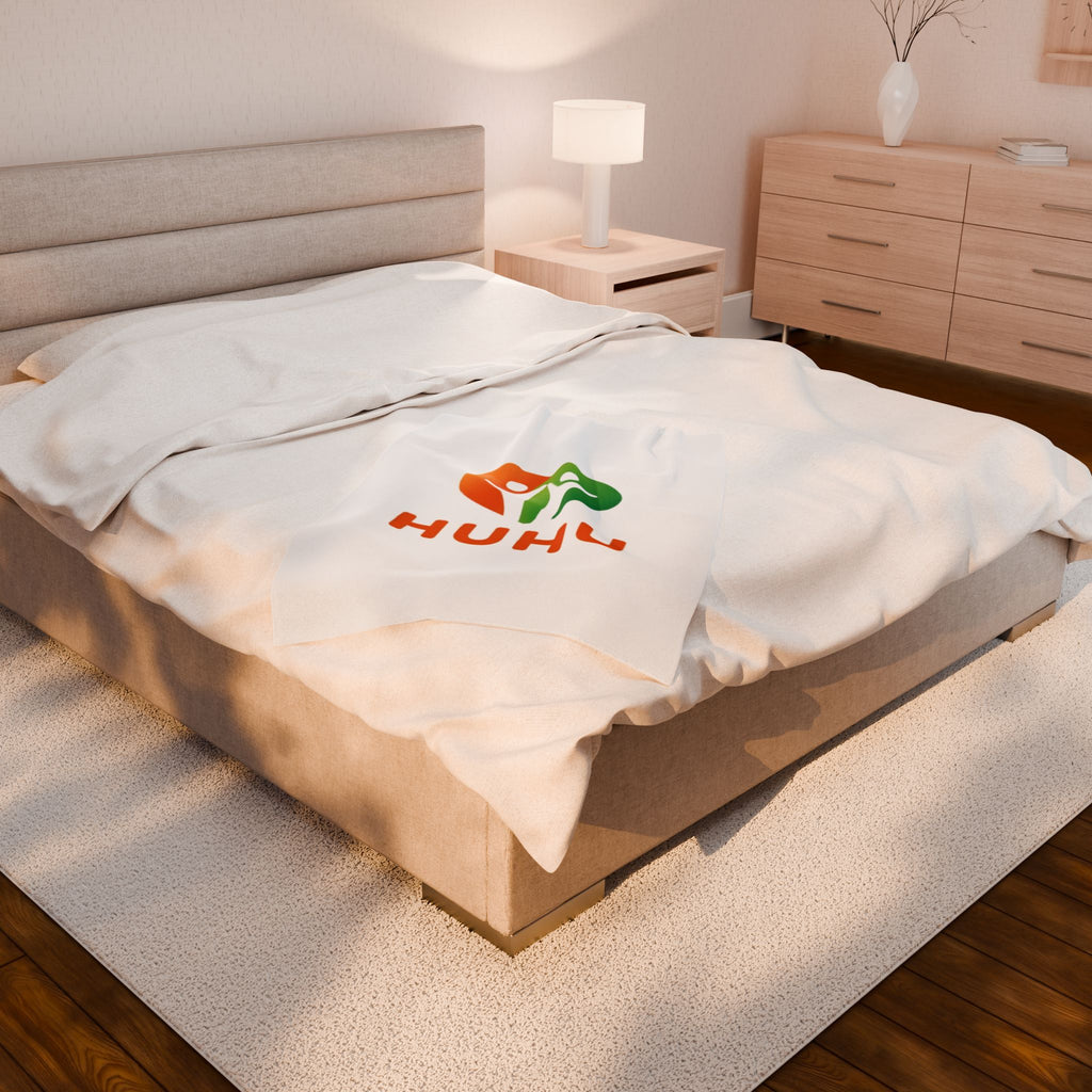 Plush Blanket — 'HUHU' Heart Logo Velveteen Throw